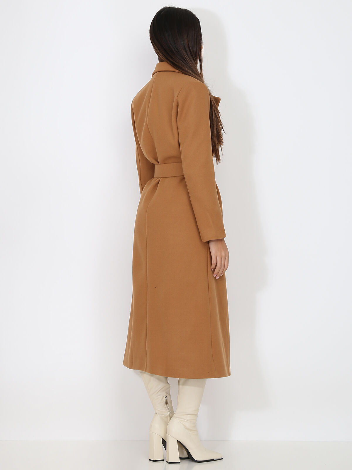Manteau mi-long croisé et ceinturé- Camel