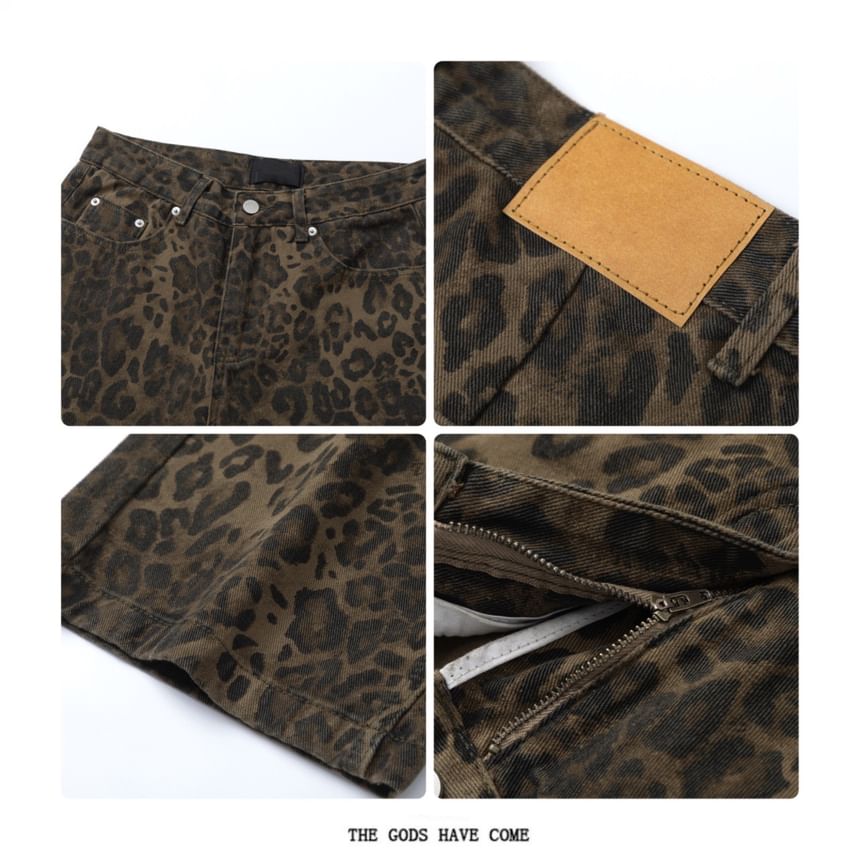 Derbundy - Middelhoge luipaardprint jeans met rechte pijpen