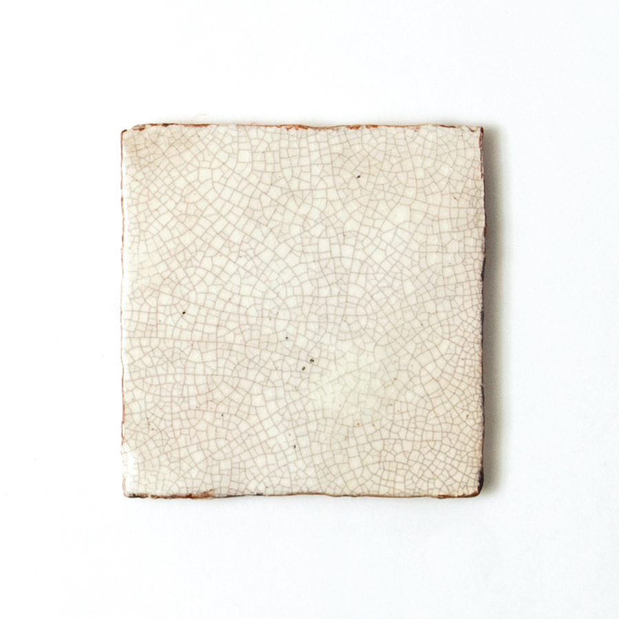 Handglasierte Kachel 'Craqueler', weiß, T 10 cm, B 10 cm, H 1 cm von fischer's lagerhaus