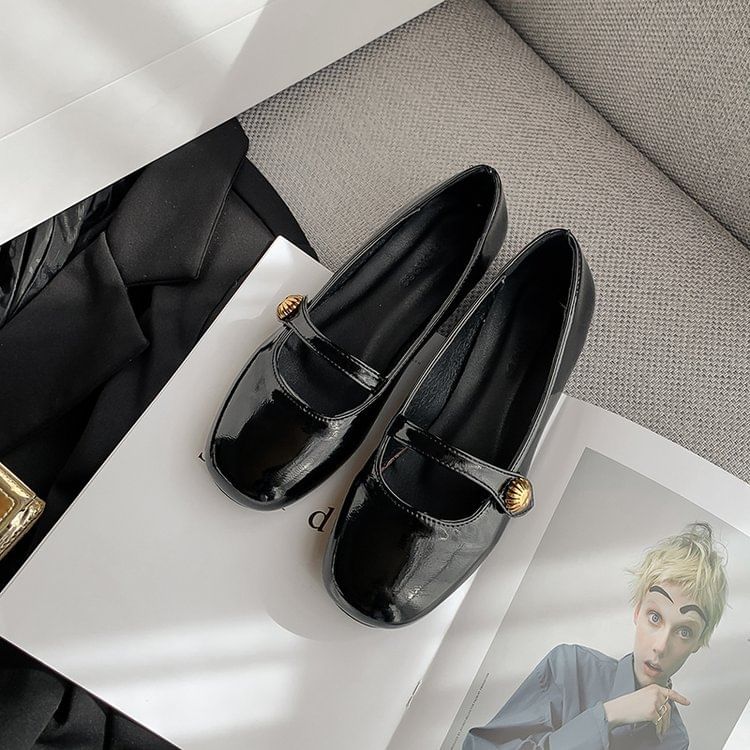 Asterisk - Mary Jane-schoenen met gesp en bloemen