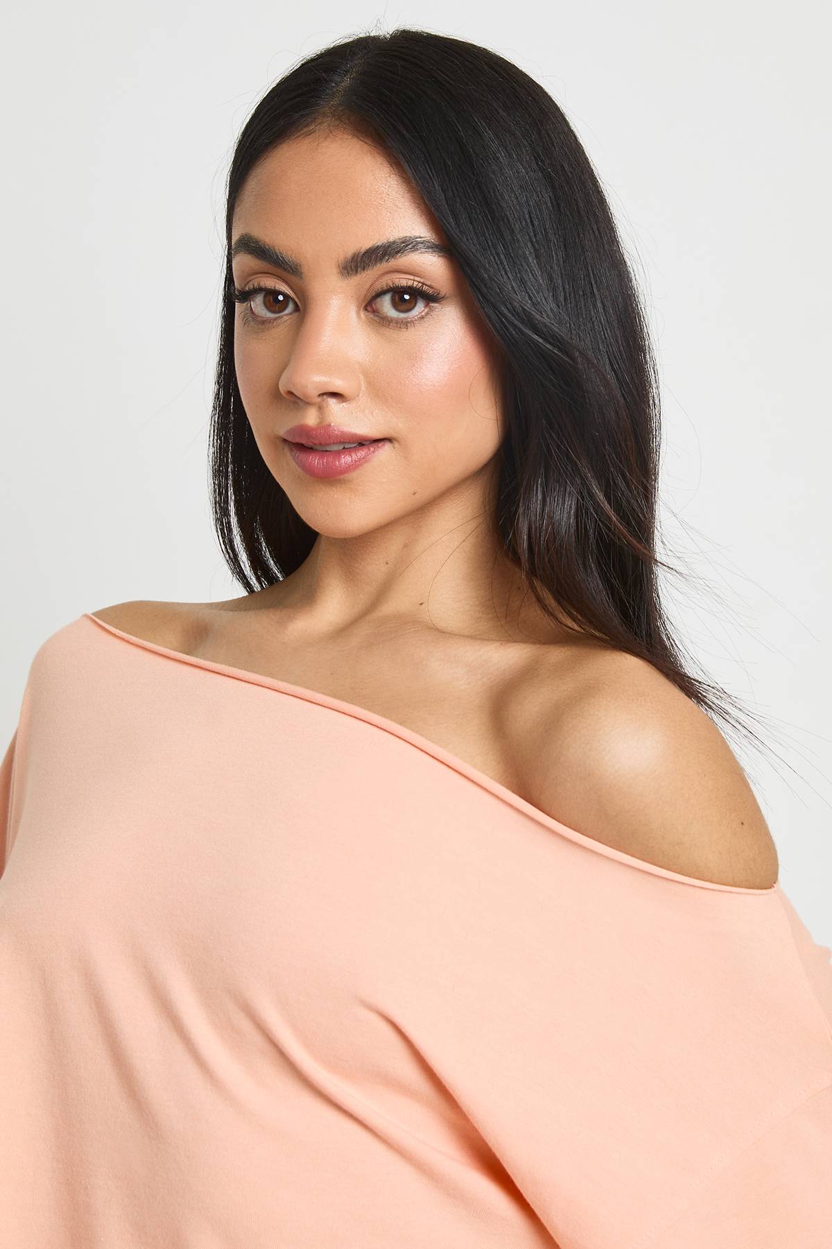 boohoo T-shirt Oversized À Épaules Dénudées
