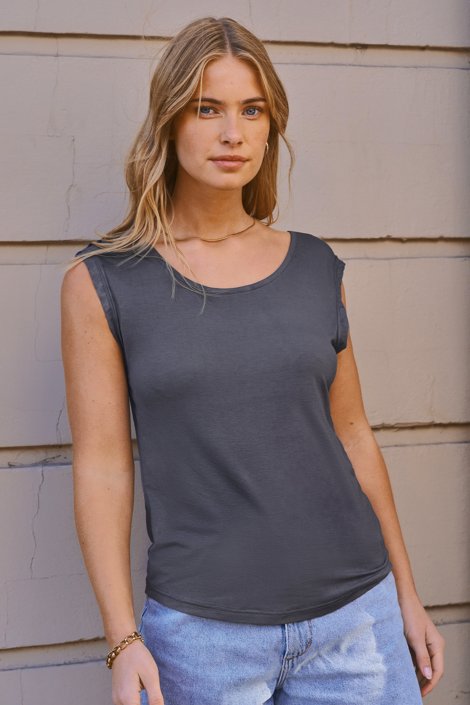 T-shirt en jersey à col scoop et manches courtes gris charbon
