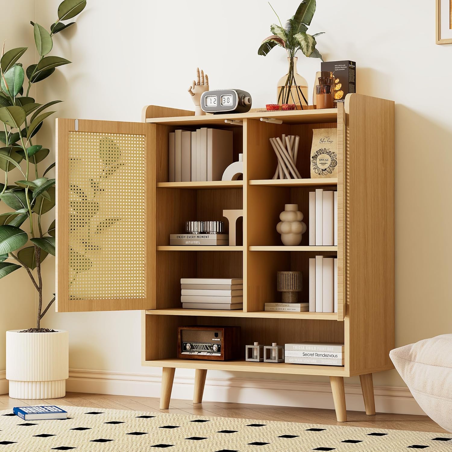 Hommdiy Schuhschrank Sideboard Multifunktionsschrank aus natürlichem Rattan, Schuhkommode Schuhregal mit 2 Türen und 5 Regalböden, für den Flur. Mit Holzgriffen und Massivholzbeinen B80/H105/T35 cm