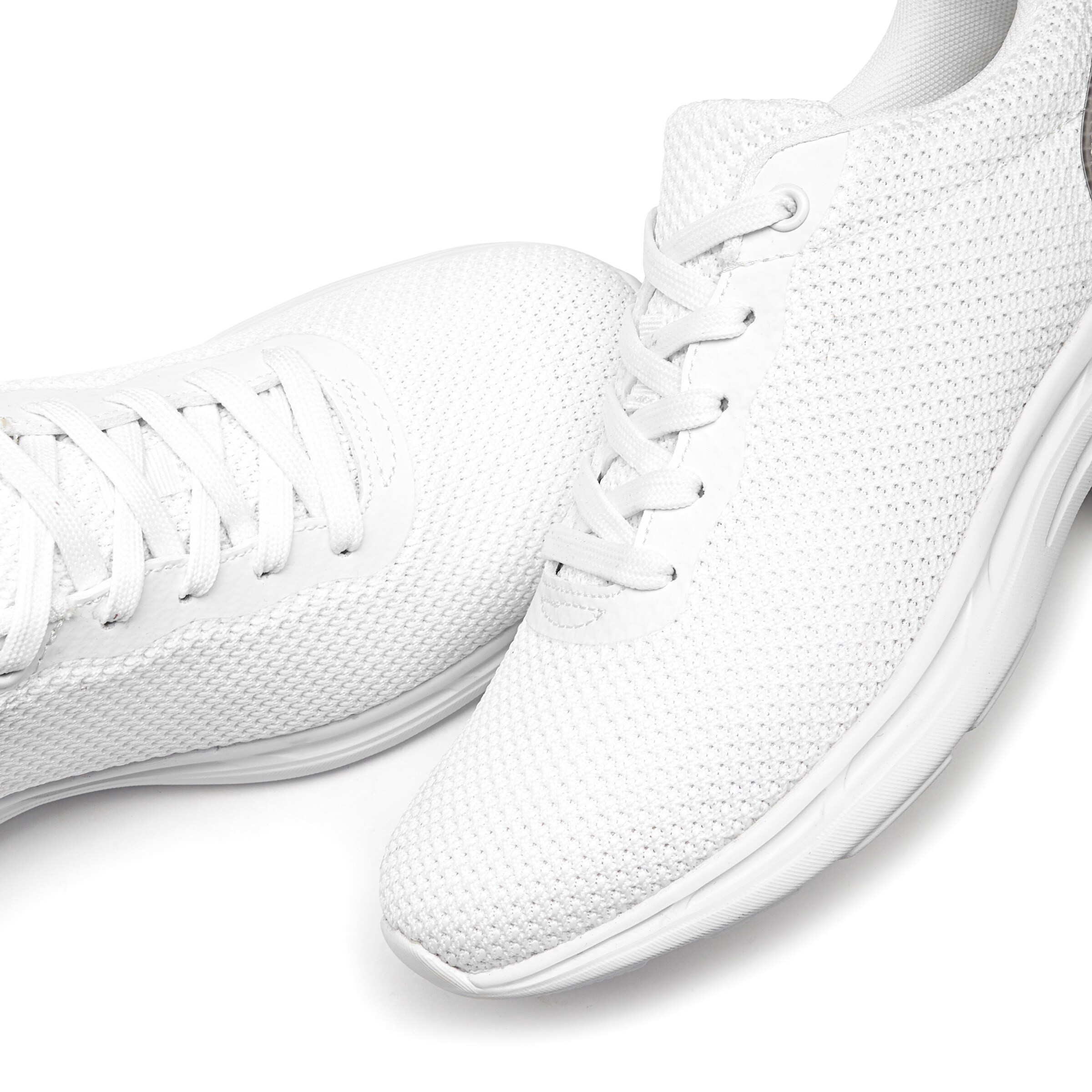 LASCANA Sneaker in weiß