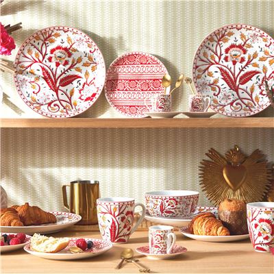 Vaisselle mix and match motifs fleurs et bandana