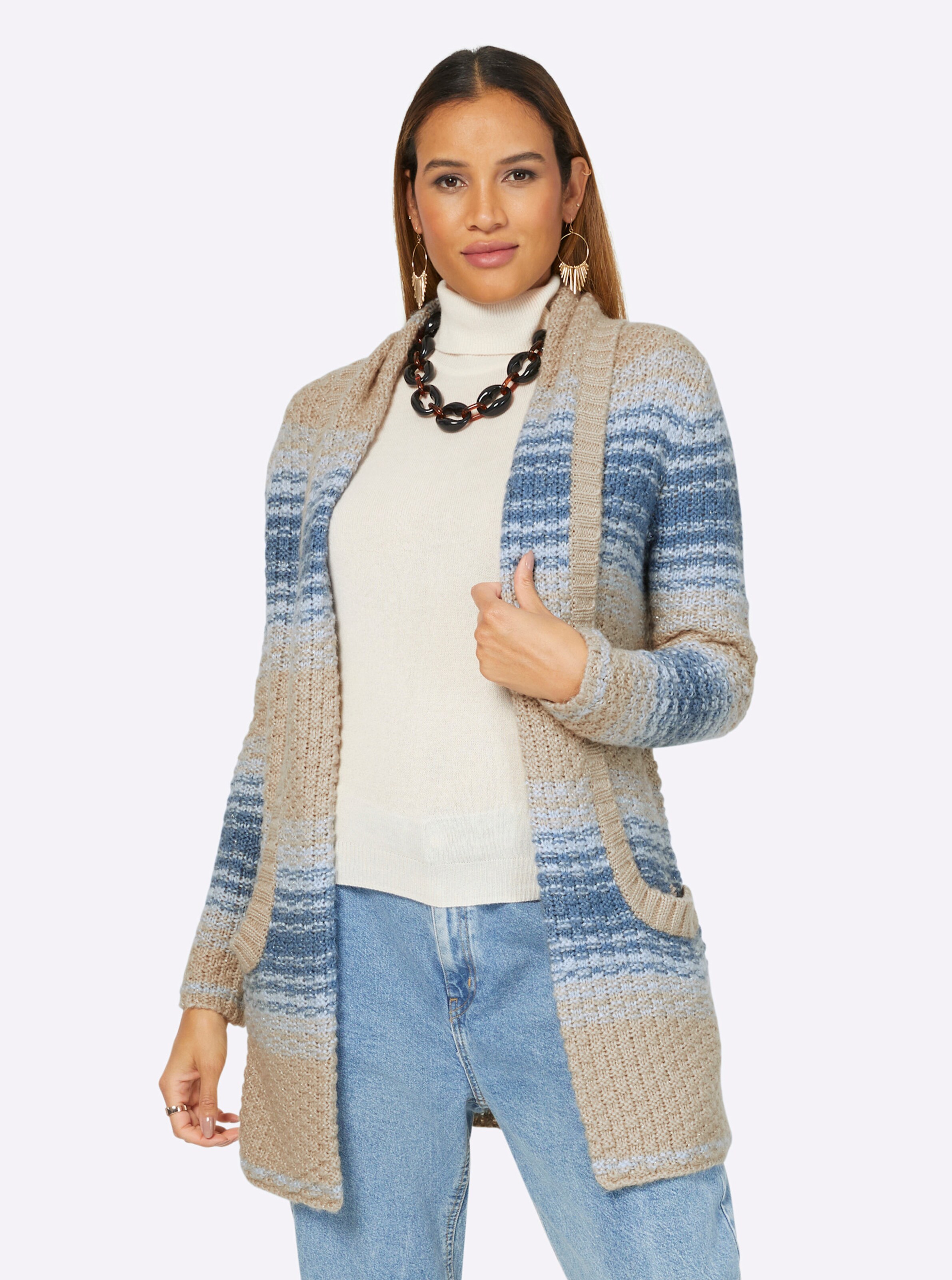 Strickjacke in sand-mittelblau-geringelt