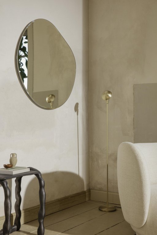 Ferm Living Pond spiegel extra large brass