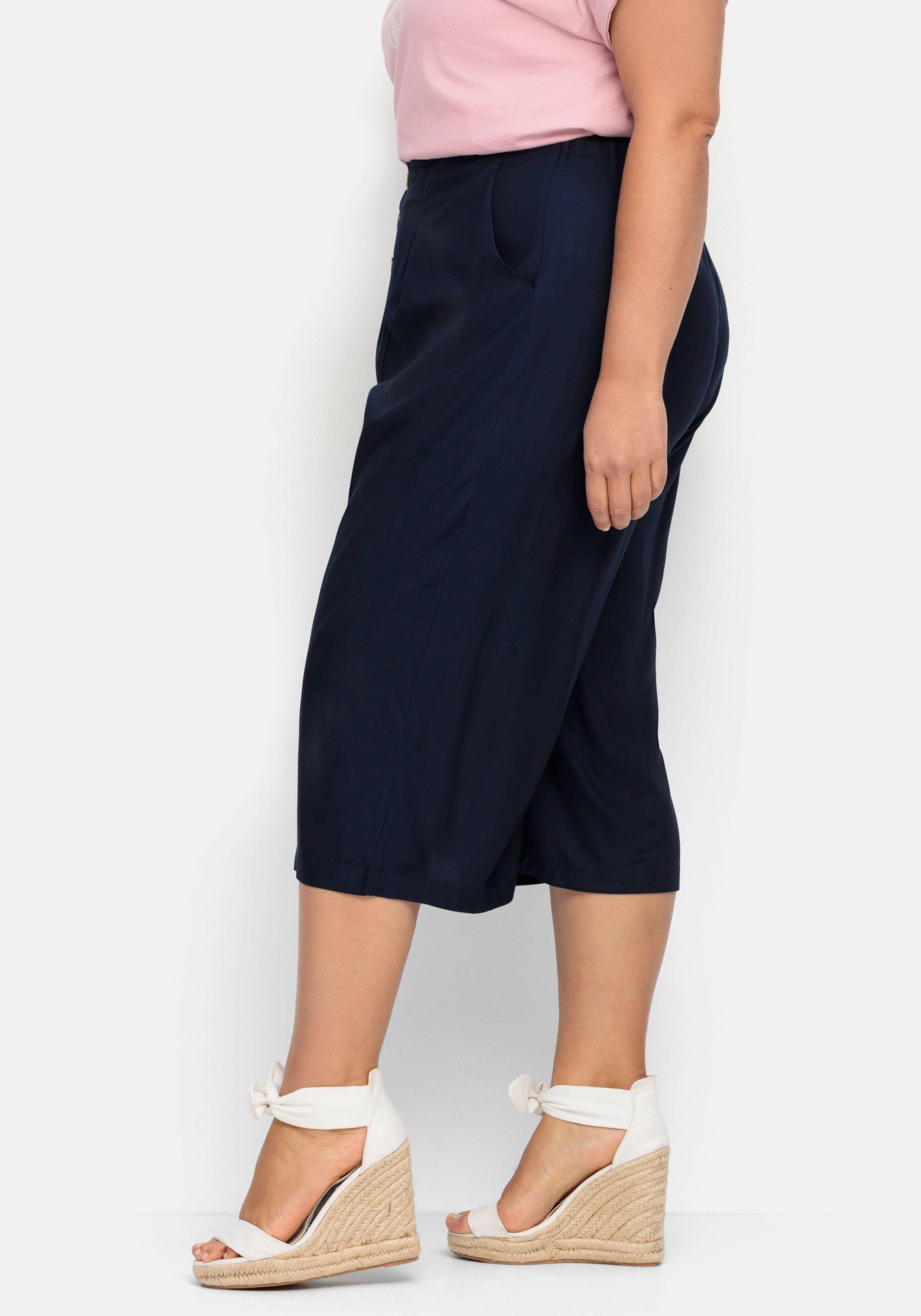 Culotte in 7/8-Länge mit Deko-Knöpfen