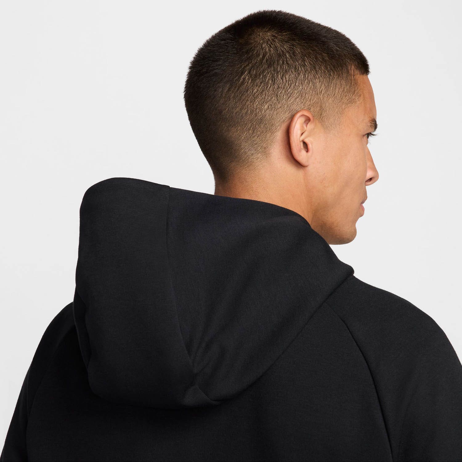Nike  Primary Fleece