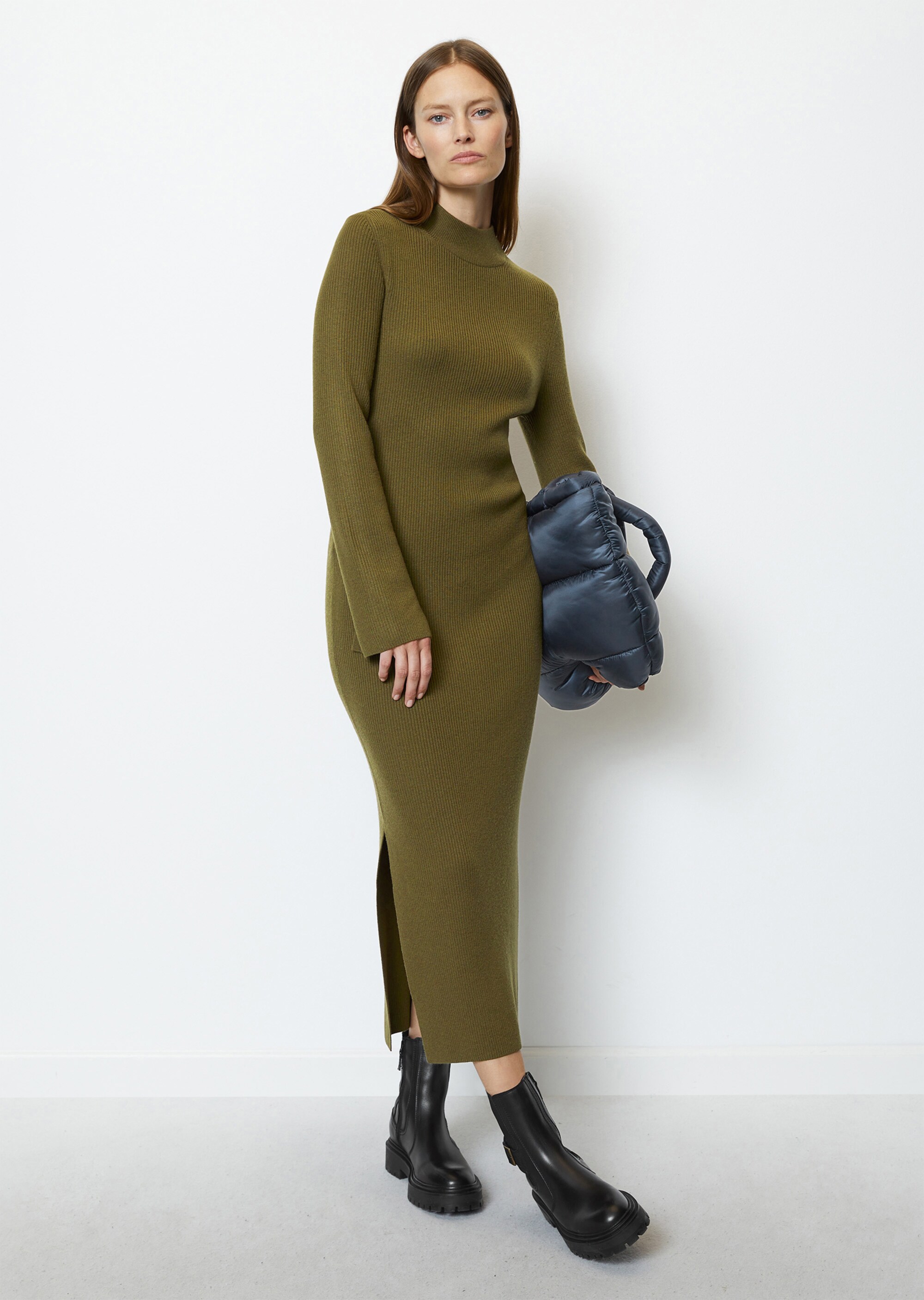 Rippstrickkleid shapedmit Viskose-Anteil