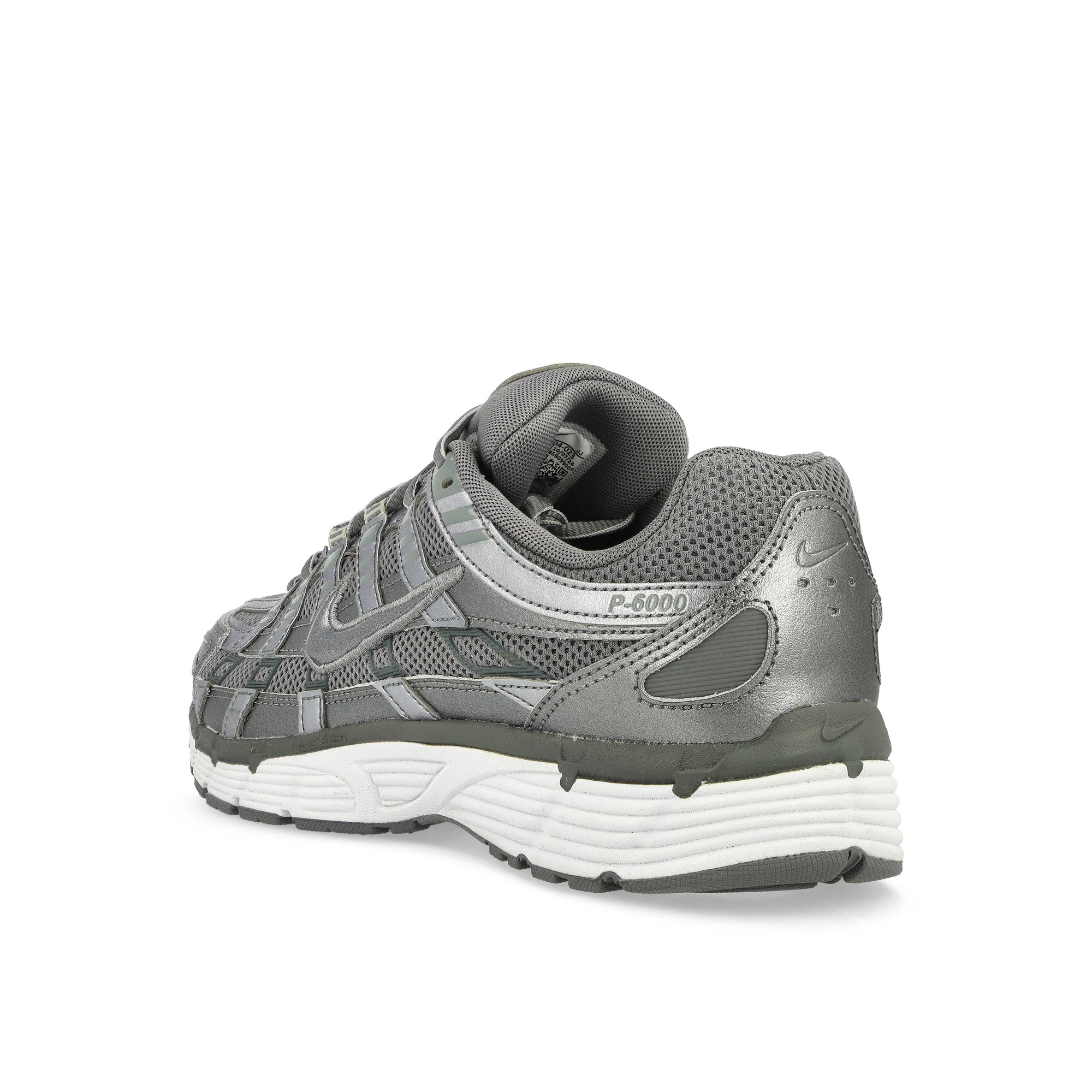 Nike<br>P-6000