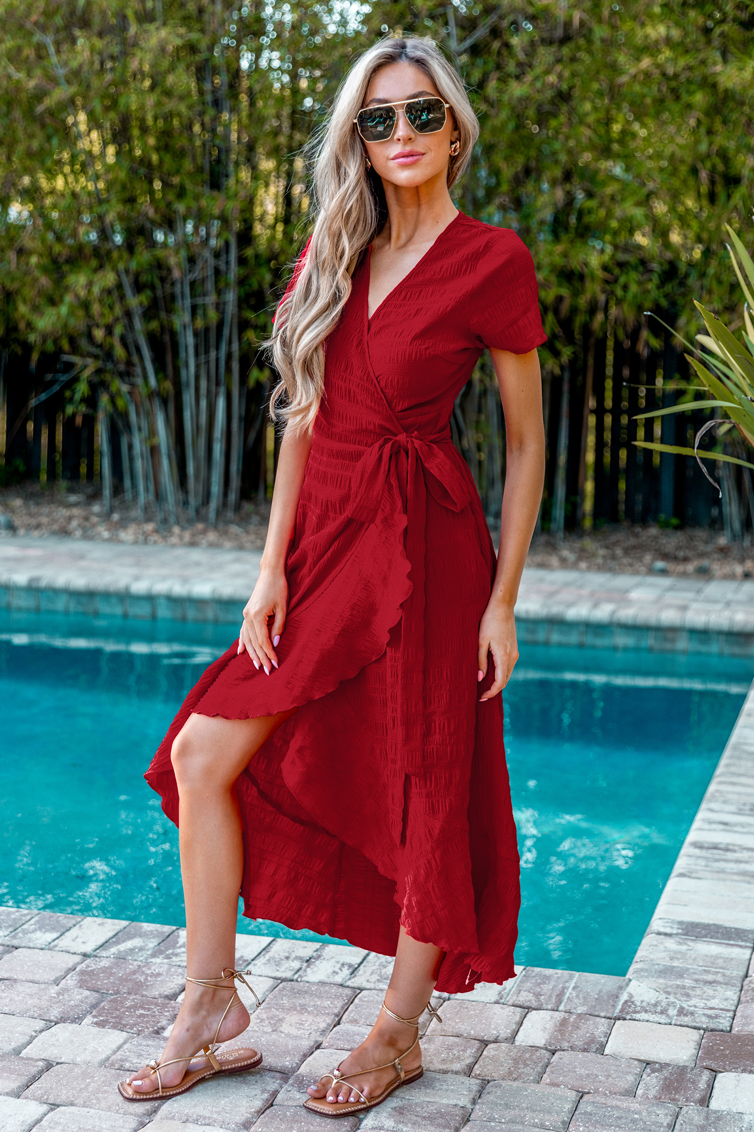 Robe à emballage à nouer rouge rubis