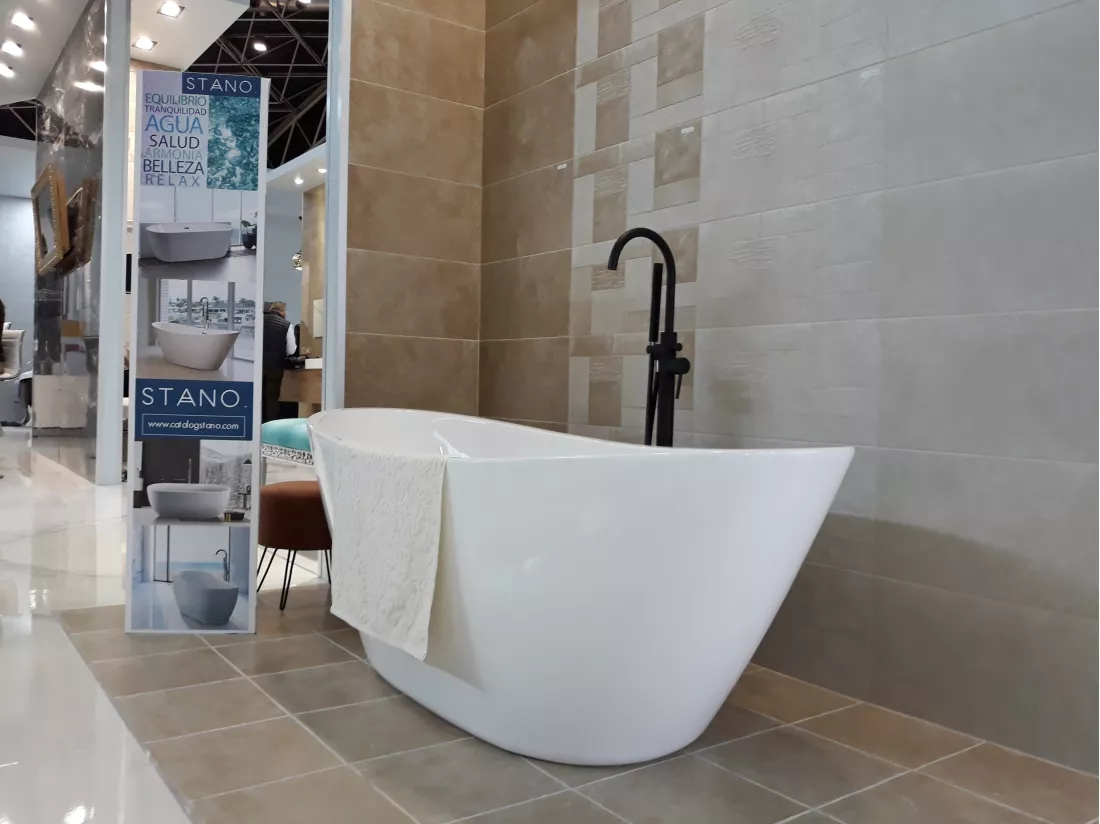 Baignoire îlot design ovale BRIGHTON blanche 170 cm