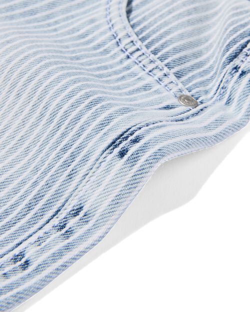 short enfant bleu clair