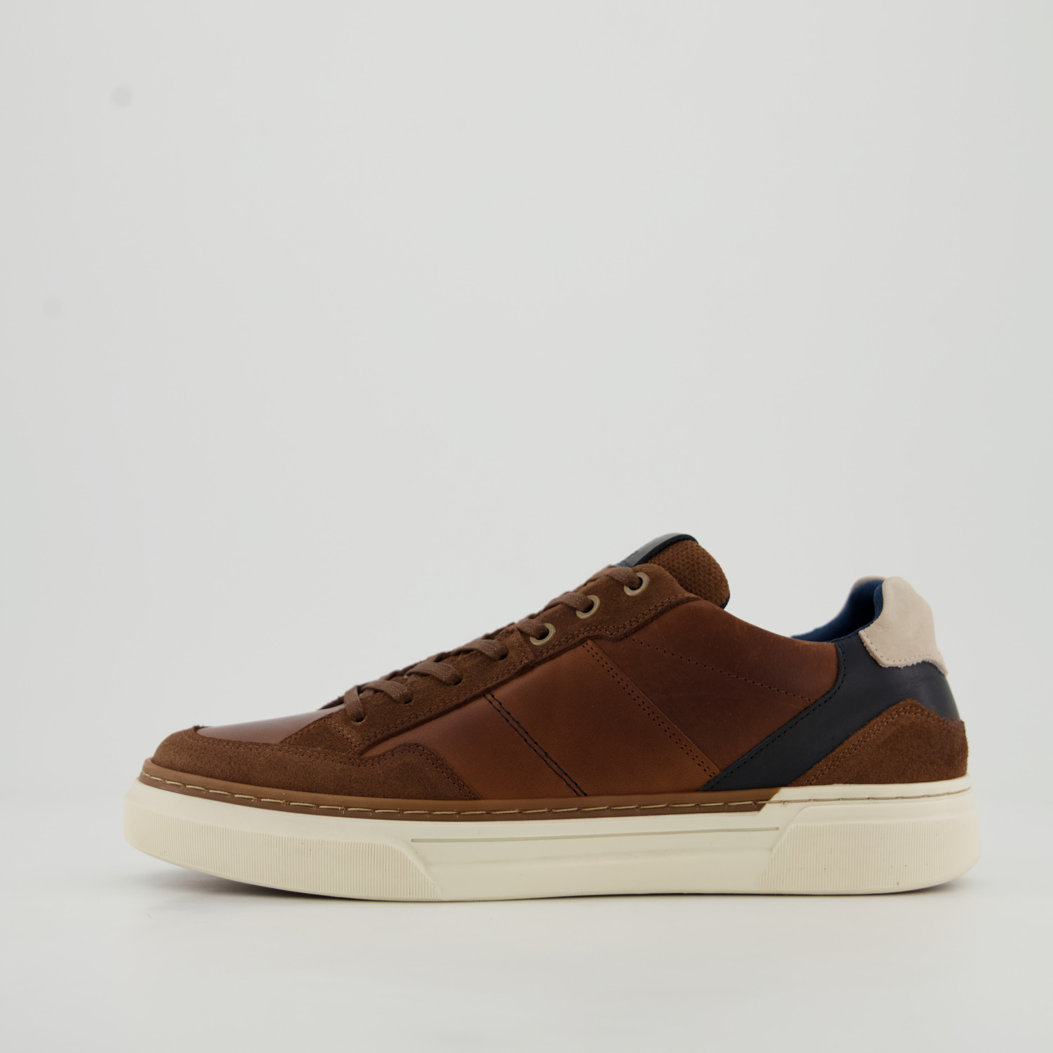 Bull Boxer Danny Cup Low