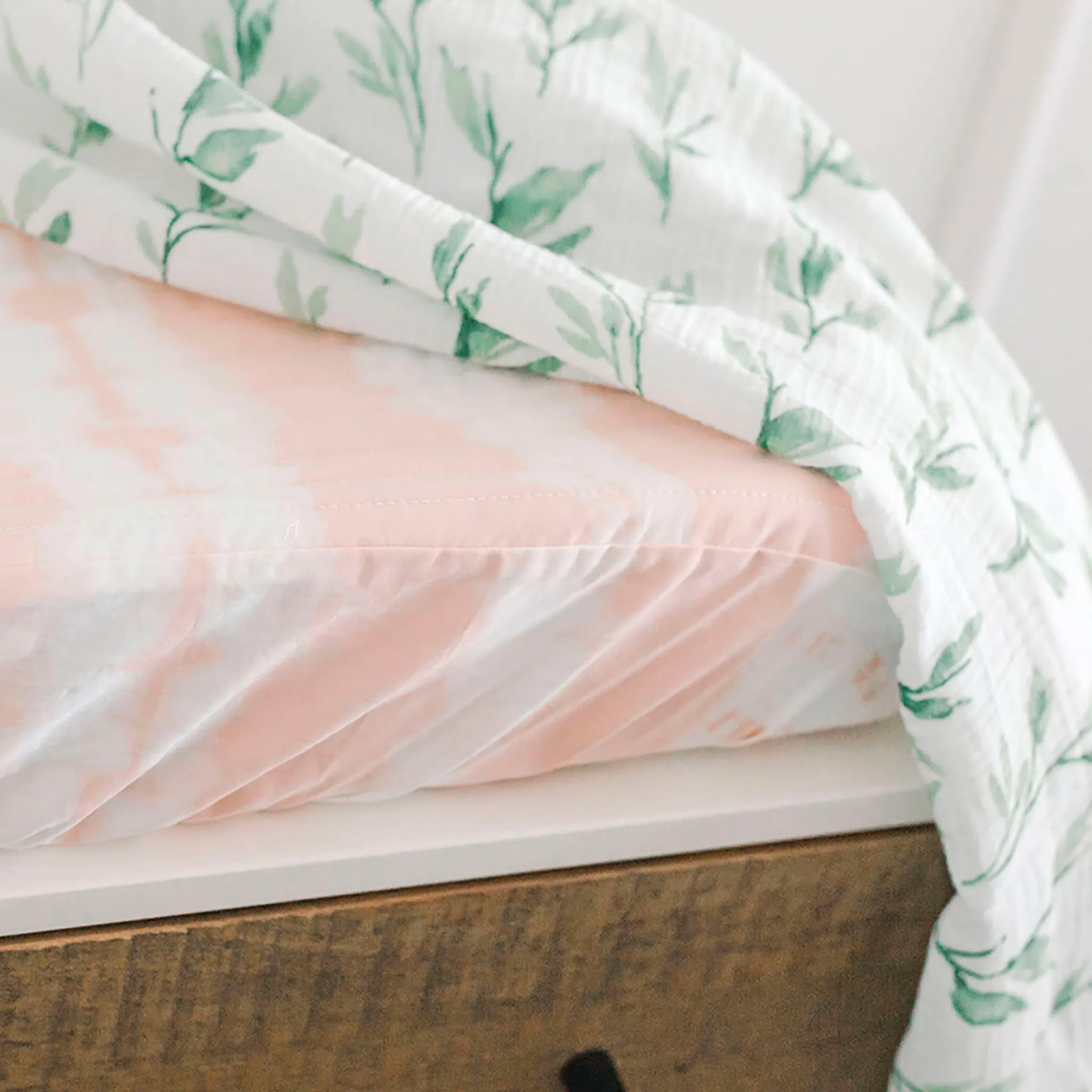 Crane Housse de Matelas à Langer Parker - Rose tie-dye