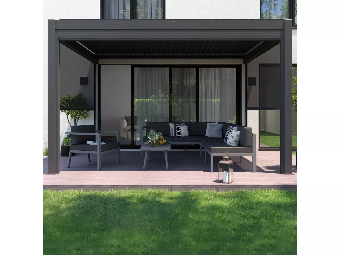 Pergola bioclimatique adossée et motorisée éclairée 3x4m et 3 stores