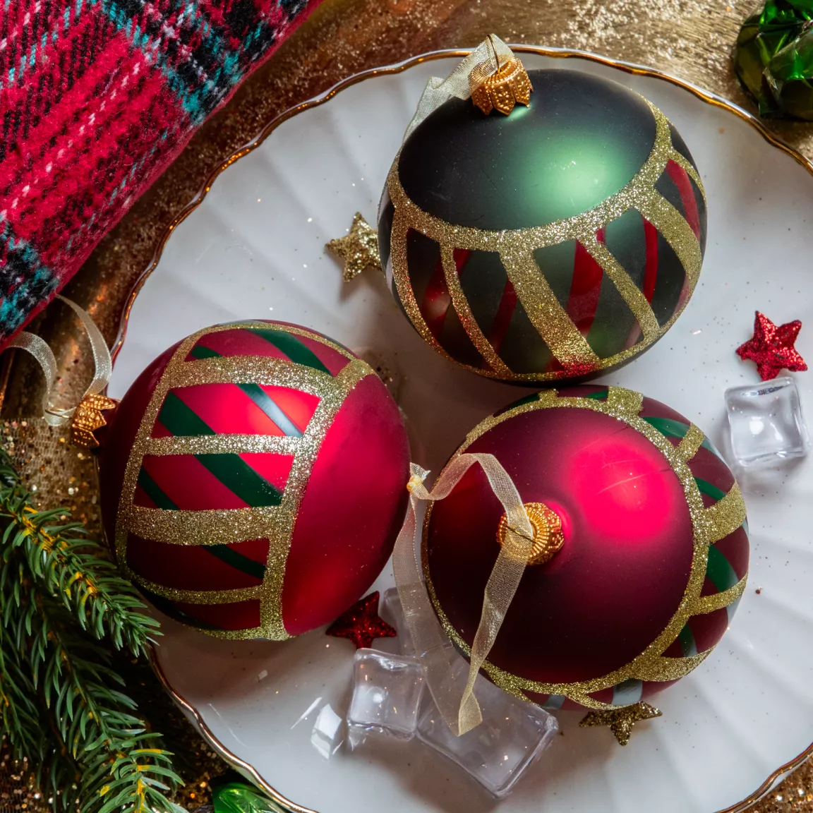 Lot de 6 boules de Noël en verre (D80 mm) Carreaux Vert et rouge