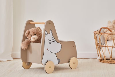 Mummitrollet Dukkevogn i Tre