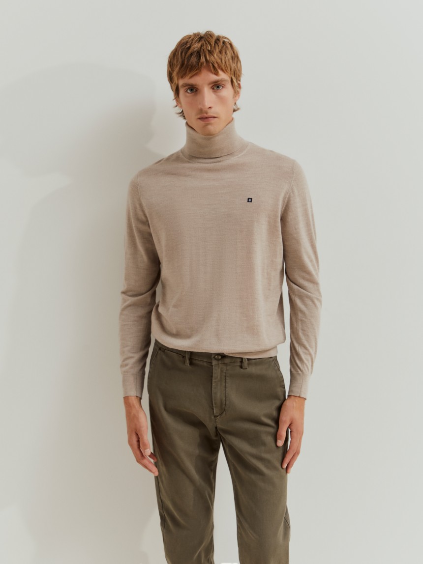 Calças chino regular fit