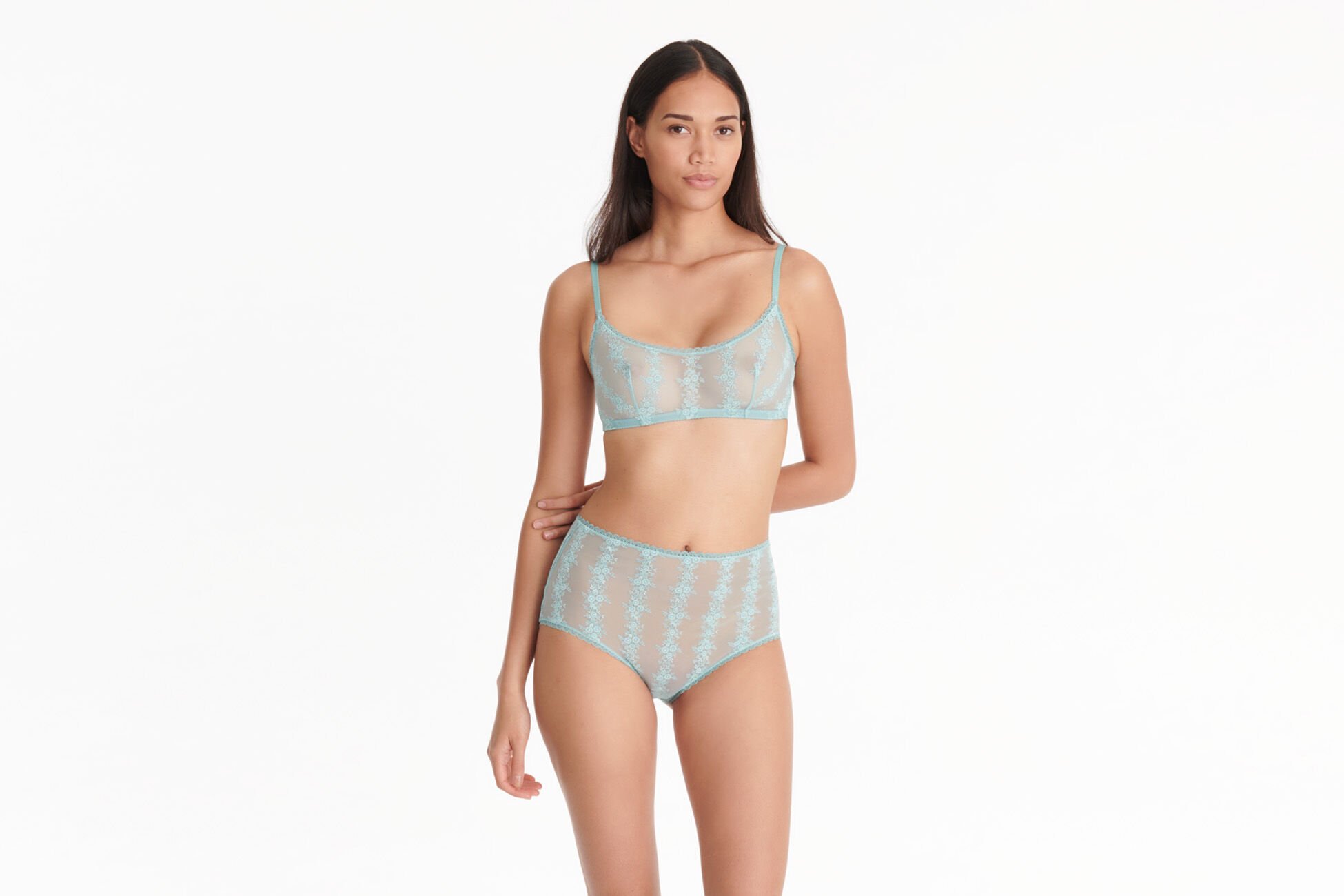 Saline Brassière TRANSLUCIDE