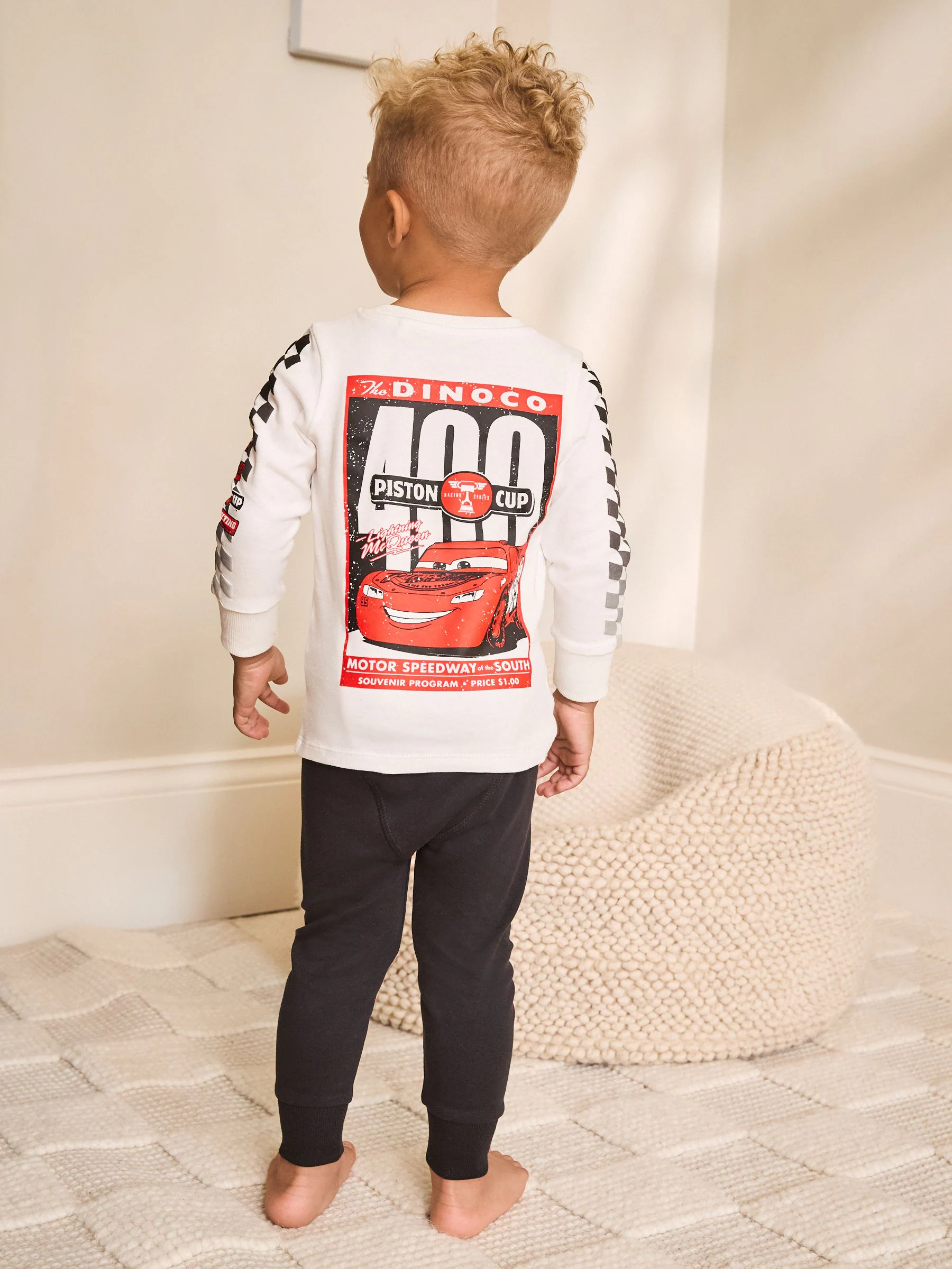 Crème/Zwarte auto's - Pyjama met enkele licentie (9mnd -8jr)