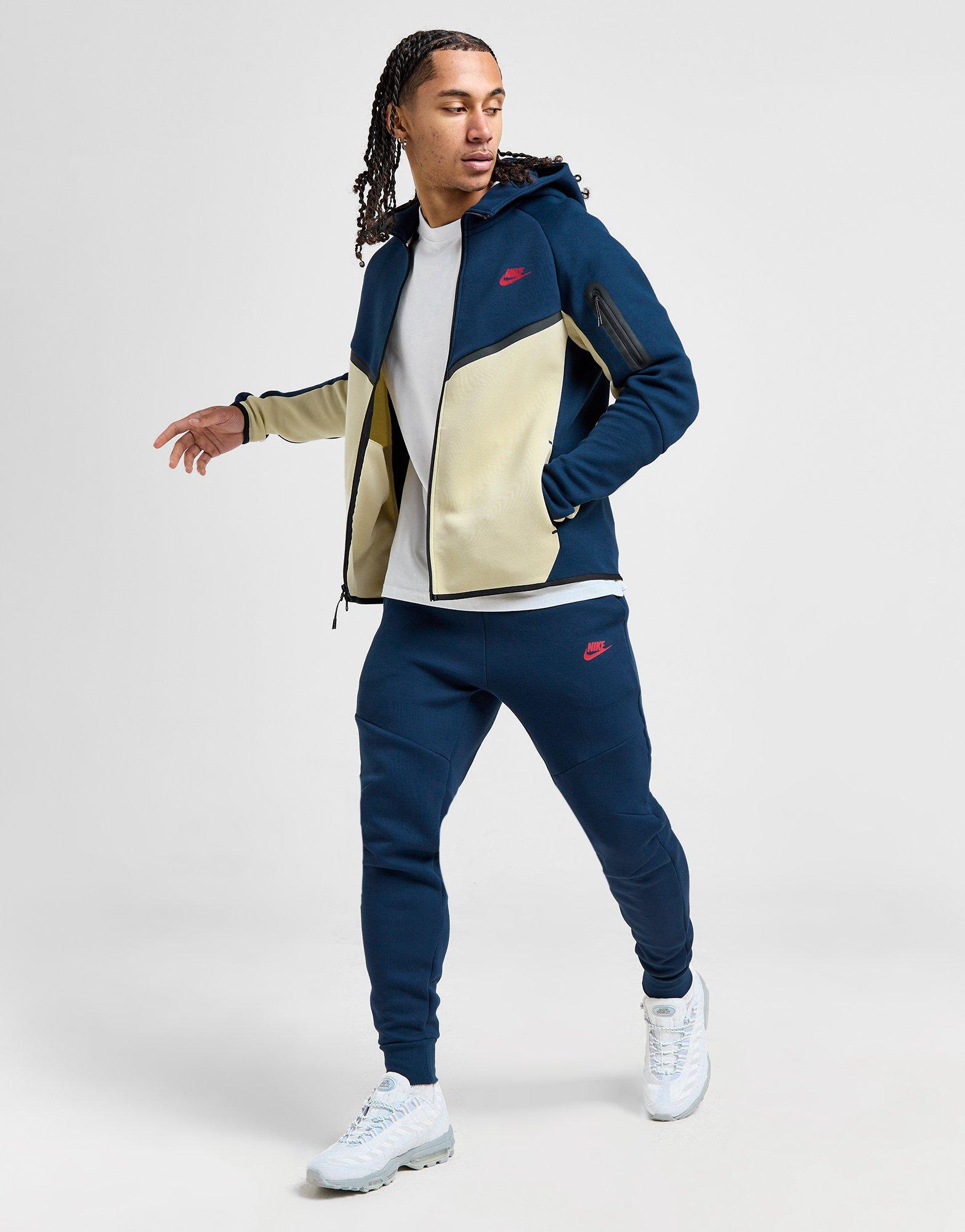 Nike Sweat à Capuche Zippé Nike Fleech Tech Homme