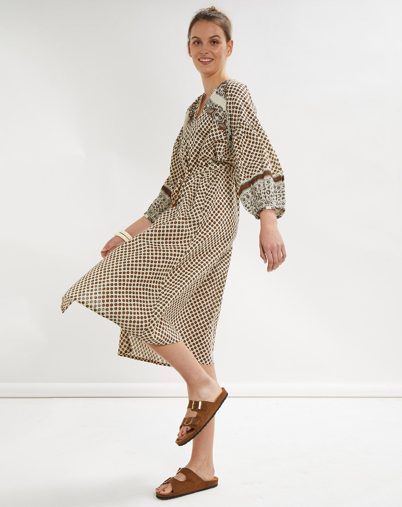 Stella Forest Robe fendue Kerala ambre