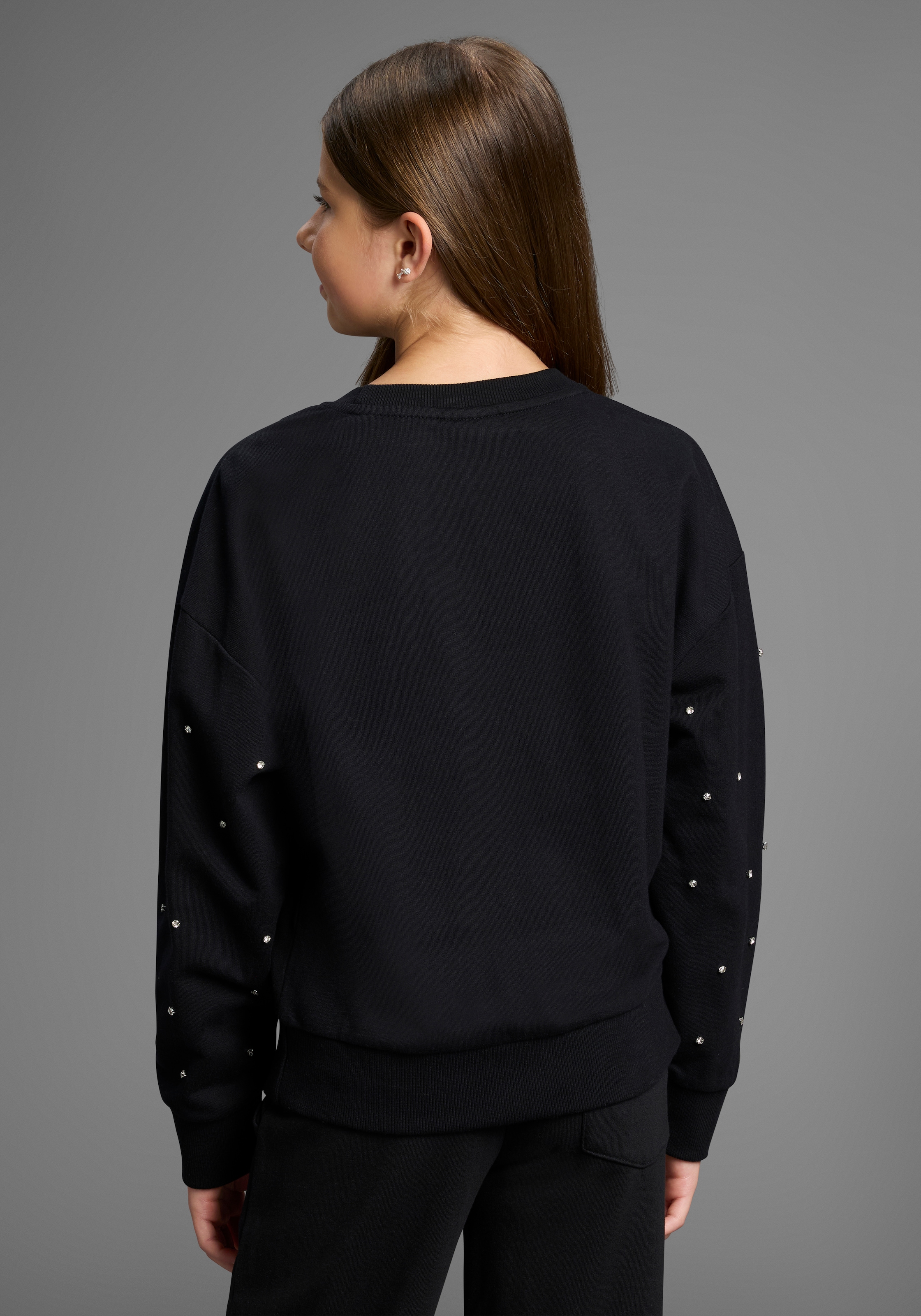 Bruno Banani Sweatshirt »Kurzes Sweatshirt mit Strass-Steinen«, NEU! BRUNO BANANI für TEENS. Trendiges Shirt mit Strass-Steinen