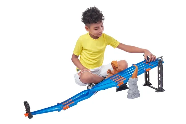 ZURU MetalMachines Raptor Attack Kit 6740 04932