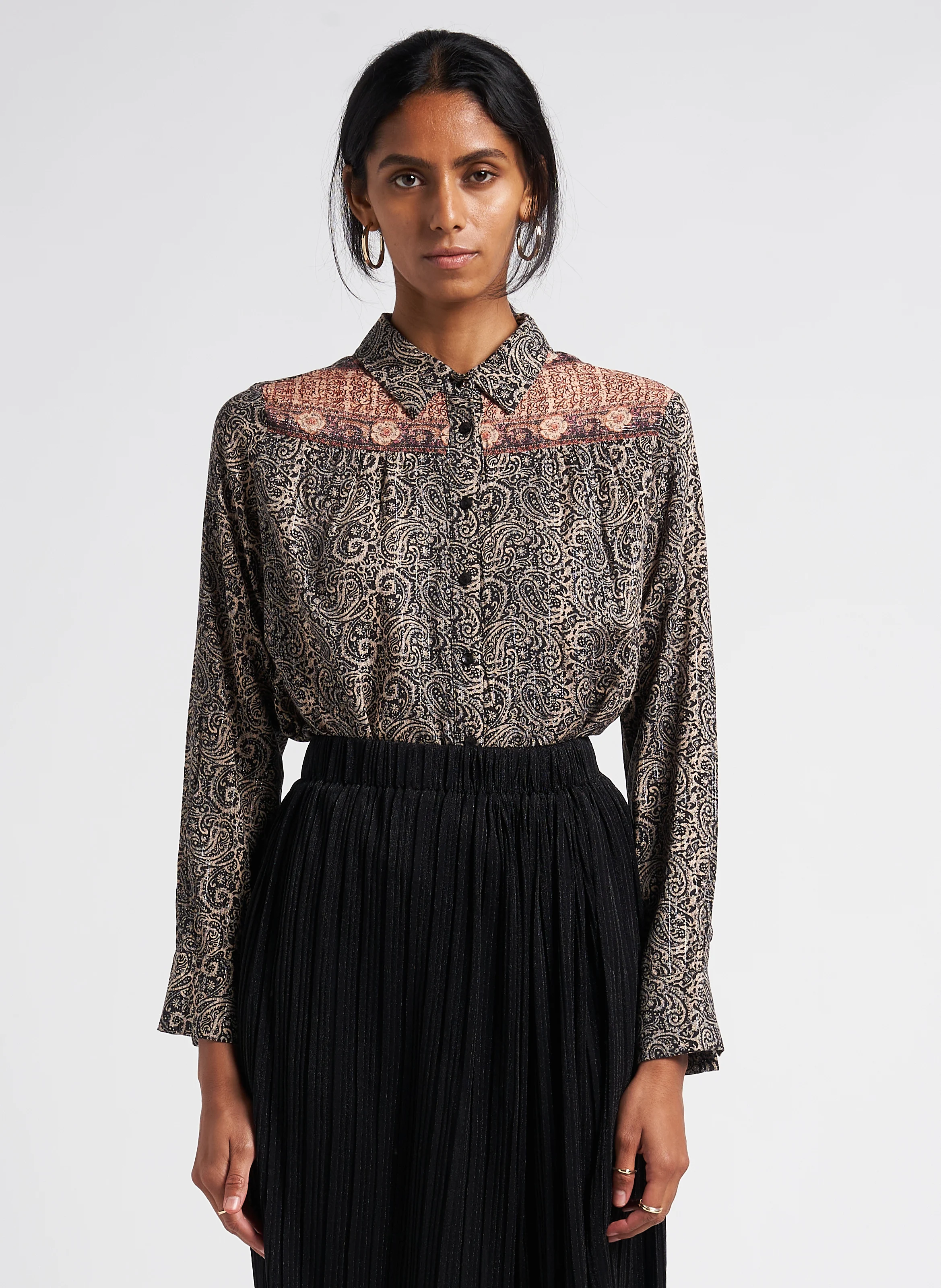 LOVINA - Chemise droite col classique | Noir