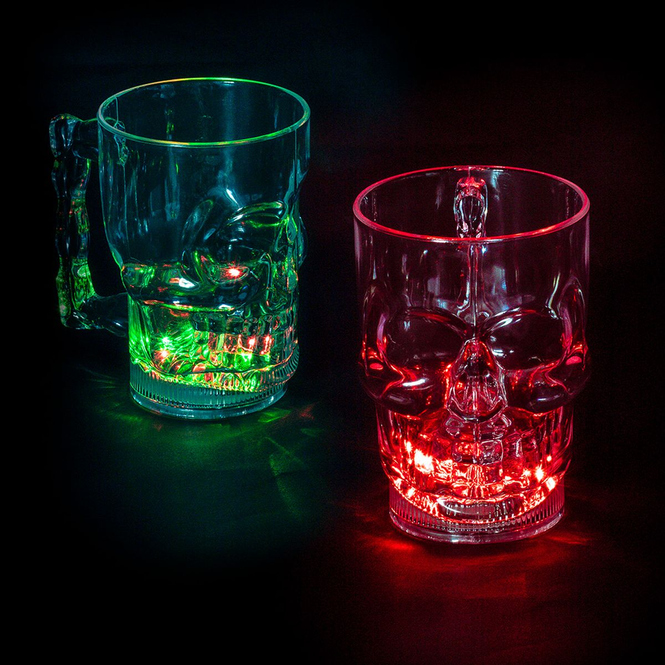Leuchtender Trinkbecher mit Henkel - Totenkopf - ca. 400 ml