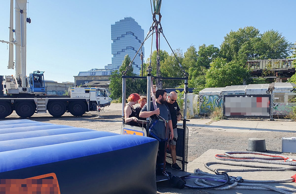Tandem-Bungee Jumping für Zwei in Berlin als Geschenk