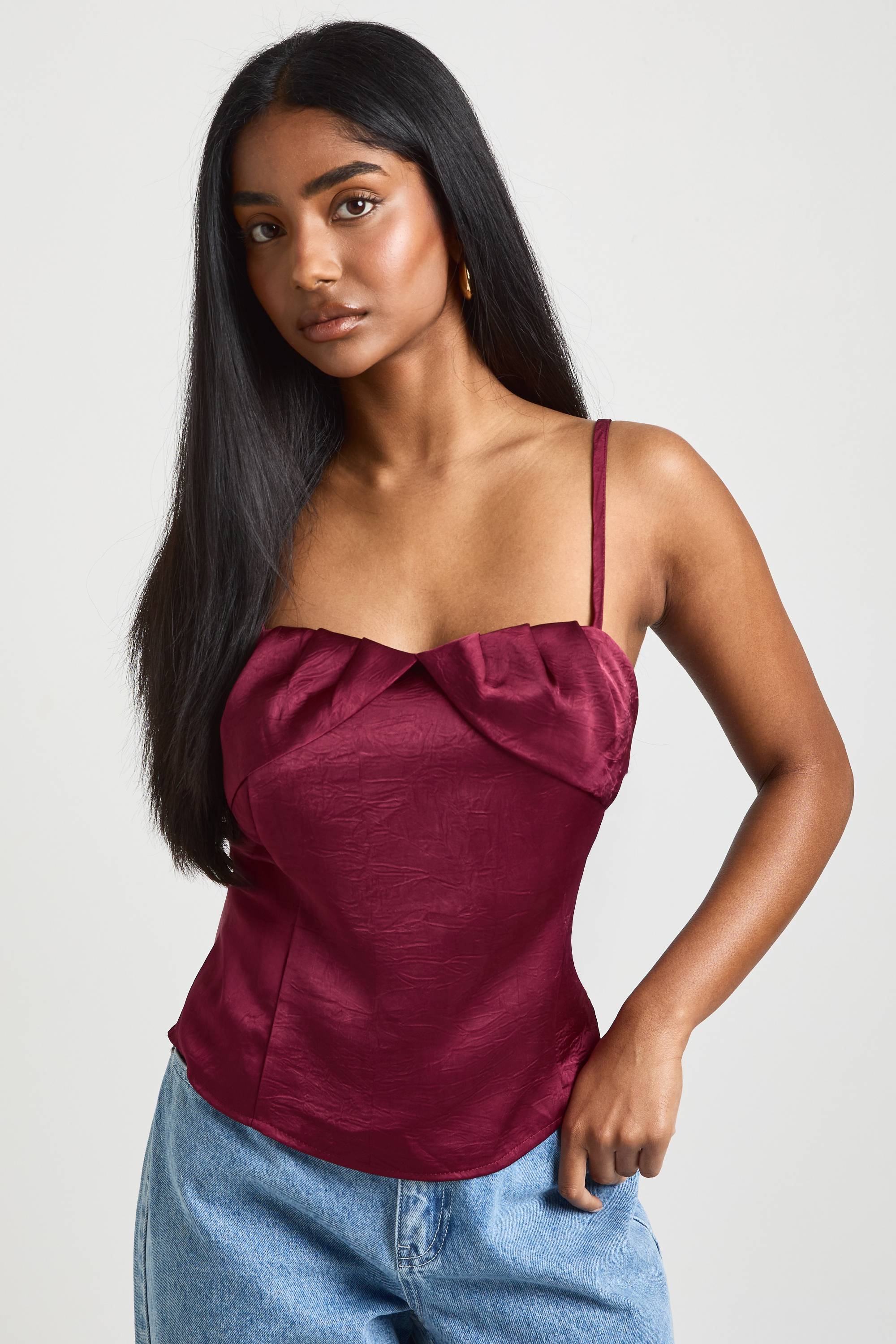 boohoo Haut Caraco En Satin Texturé Froncé