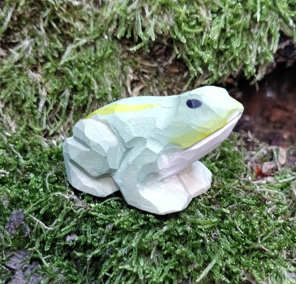 Figurine grenouille