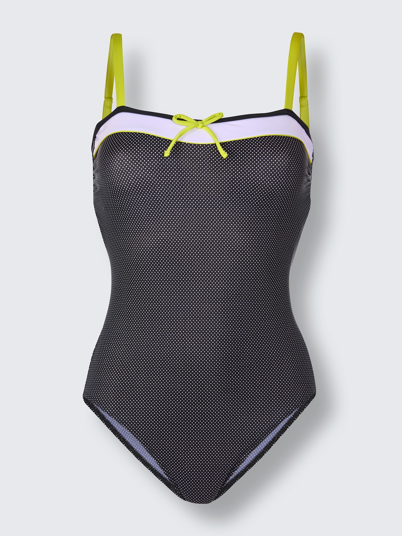 Maillot de bain bon. b, c, d