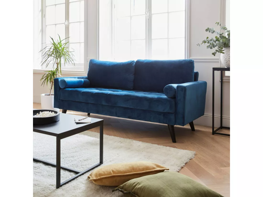 Canapé en velours bleu pétrole. 3 places scandinave fixe. droit. pieds bois noir