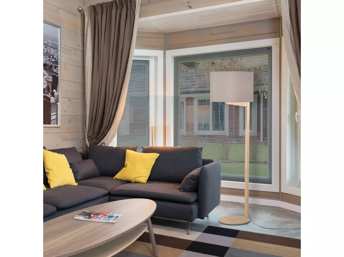 Lampadaire taupe,bois naturel 168 cm.