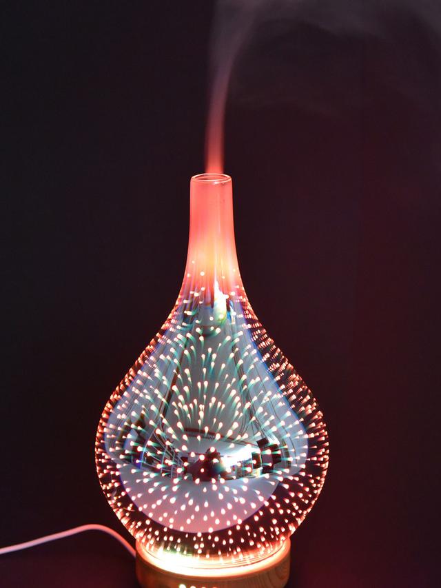 Luftbefeuchter mit 3D LED Effekt