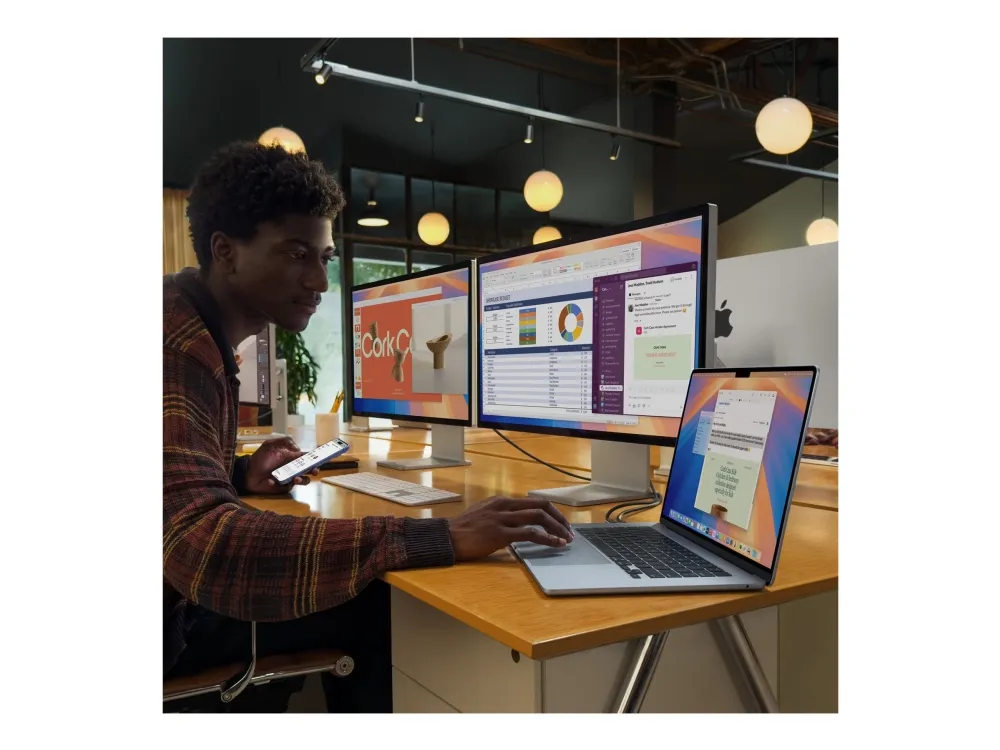 Apple MacBook Air - M4 - Apple M4 10-core - 16 GB RAM - 512 GB SSD - 15.3