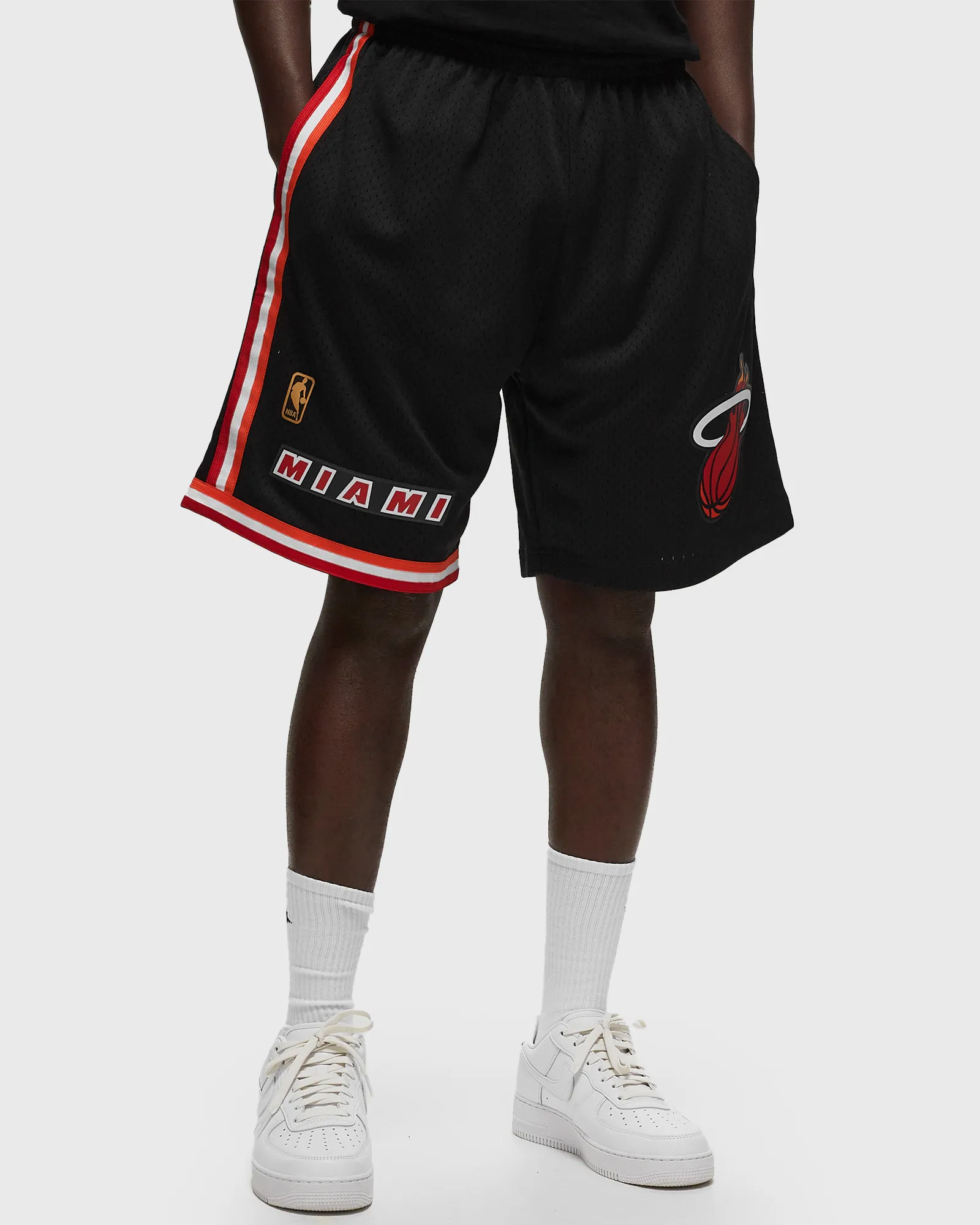 Mitchell & Ness NBA Swingman Shorts Miami Heat Road 1996-97