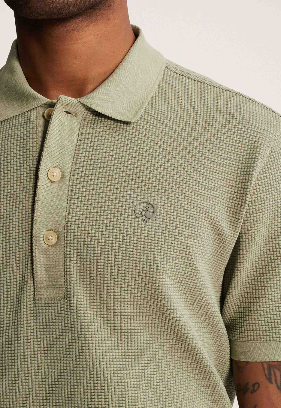 Cast Iron Waffle Structure Polo