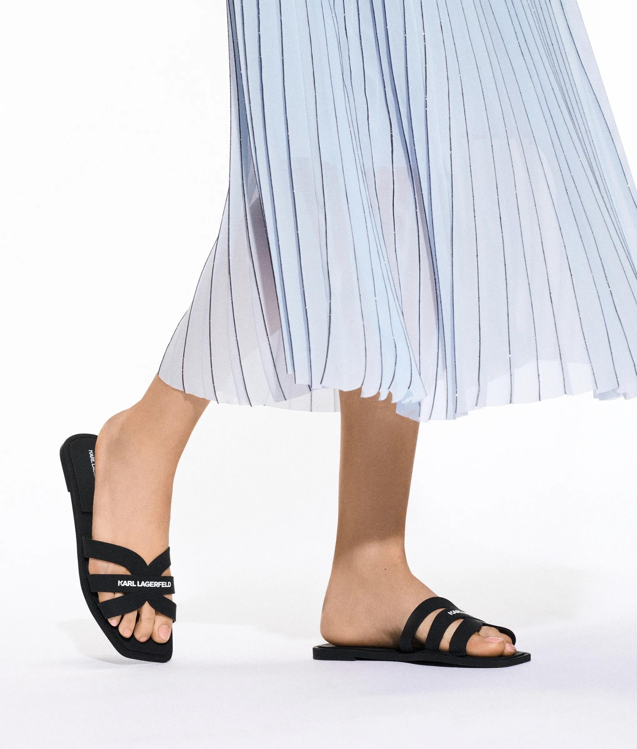 Jelly slippers