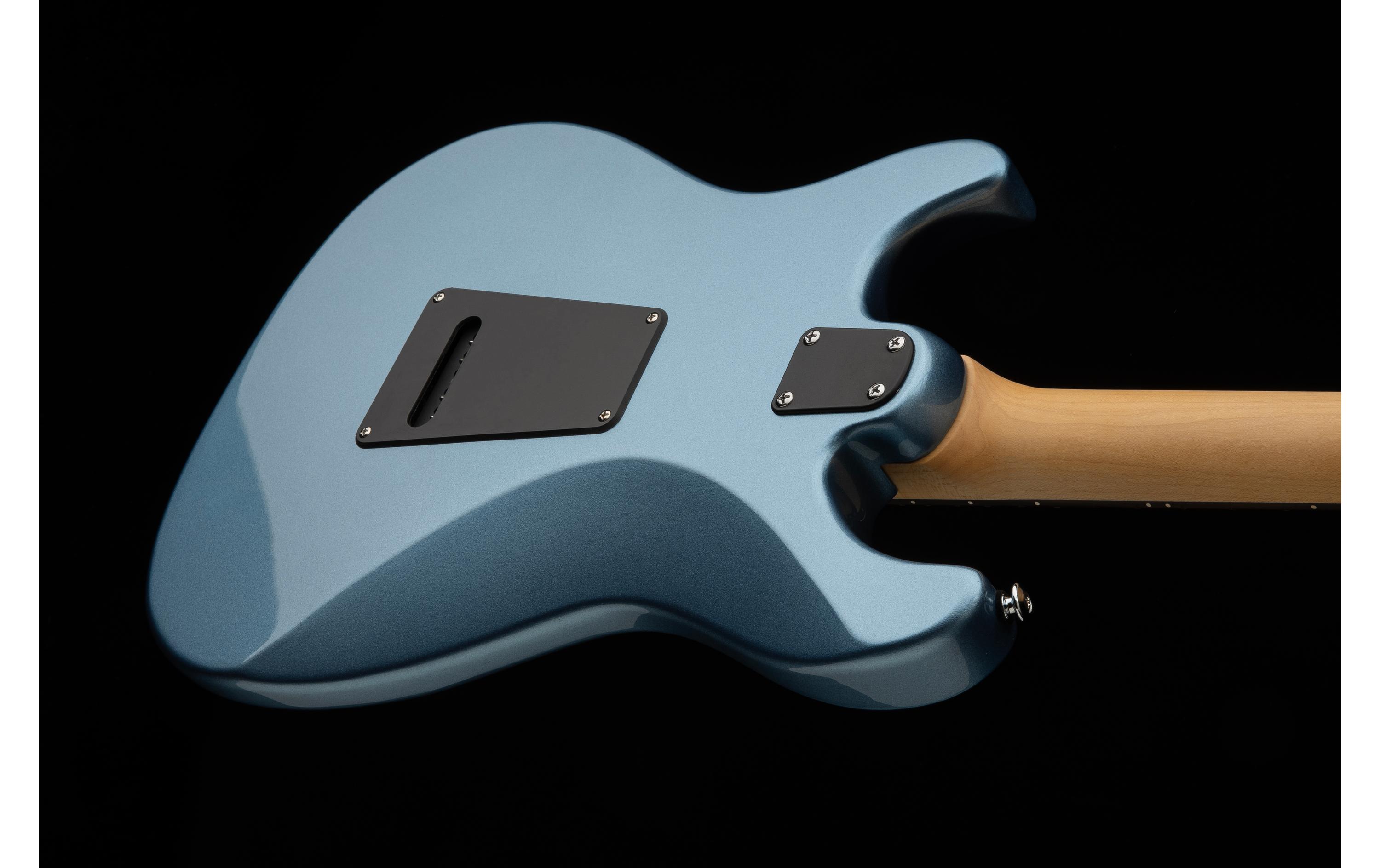 E-Gitarre SE NF3 Ice Blue Metallic<br>Allzweck-Gitarre mit Narrowfield-Pickups