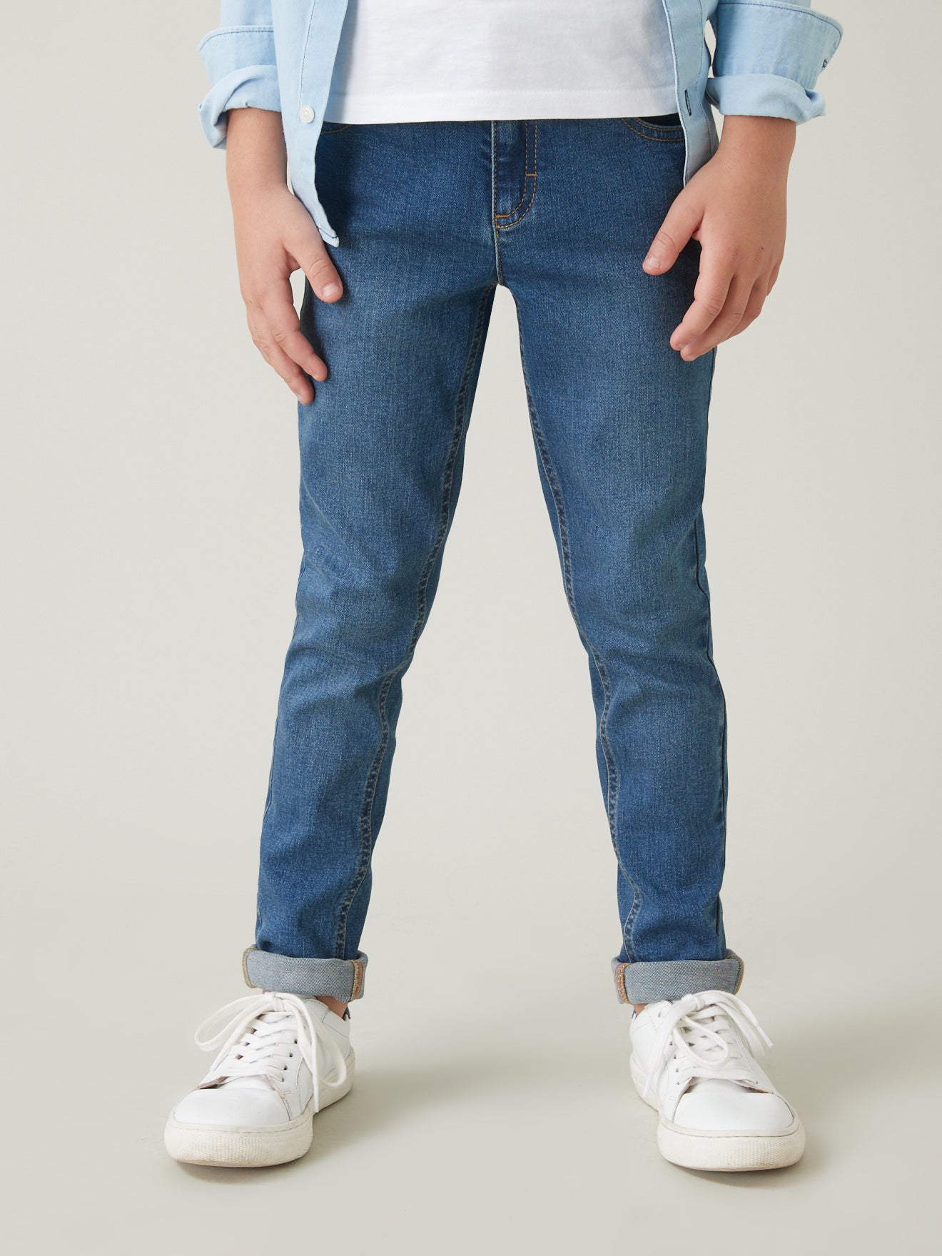 Jean coupe slim garçon