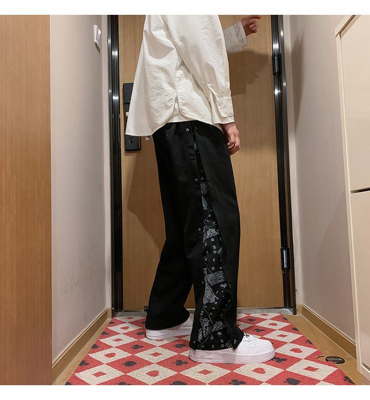 Oakjam - Crop Paisley Panel Sweatpants