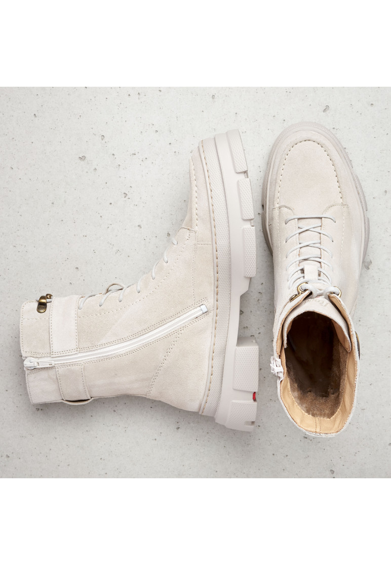 STIEFELETTE Weiss