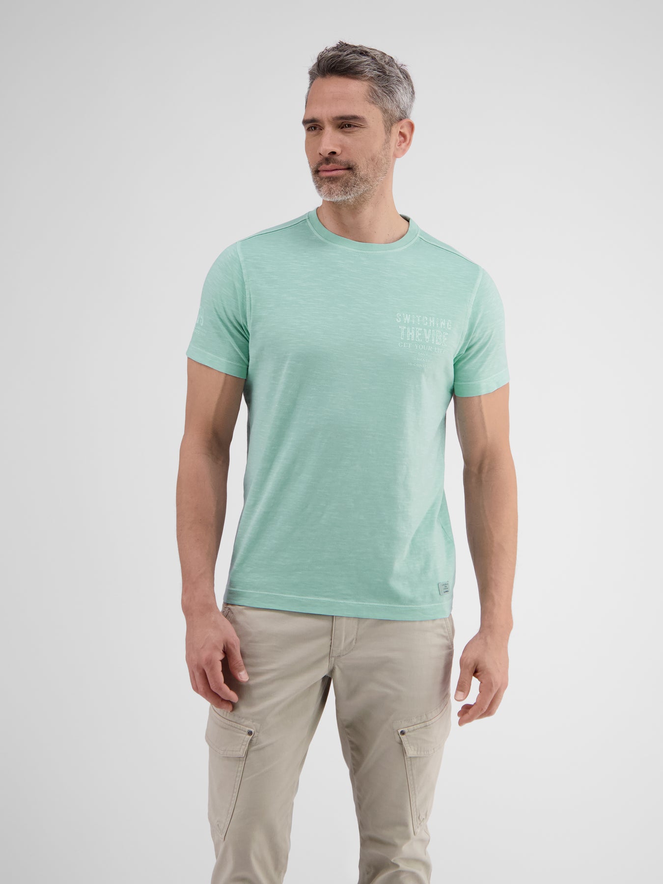 T-Shirt für Herren mit Brustprint