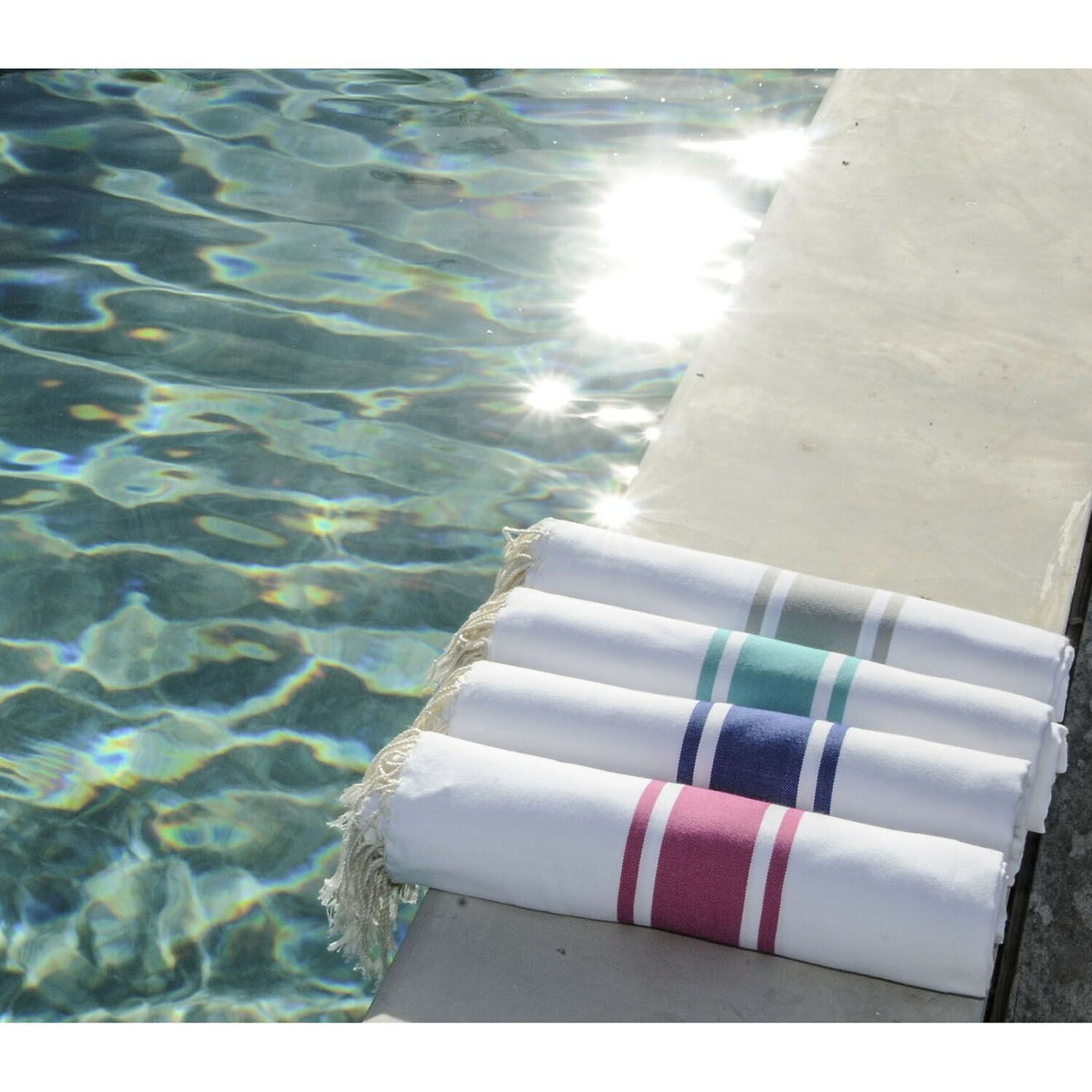 Febronie Fouta Traditionelle St Tropez blanc/bleu grec - 100x200 cm