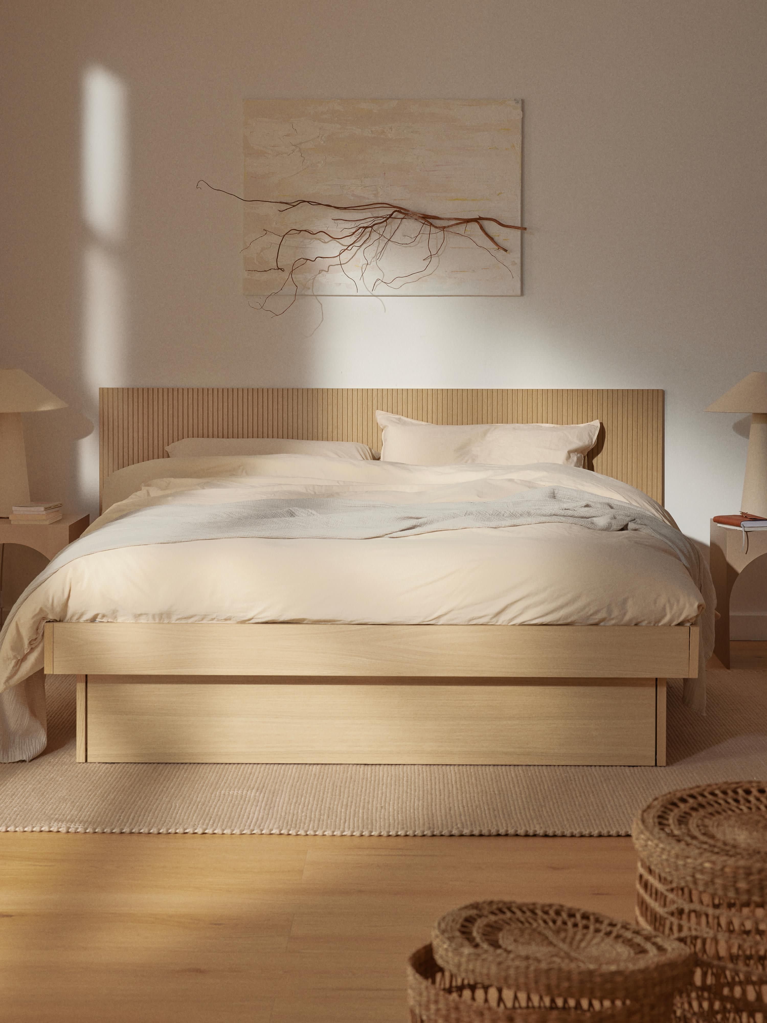Houten bed Sato met lades en hoofdeinde